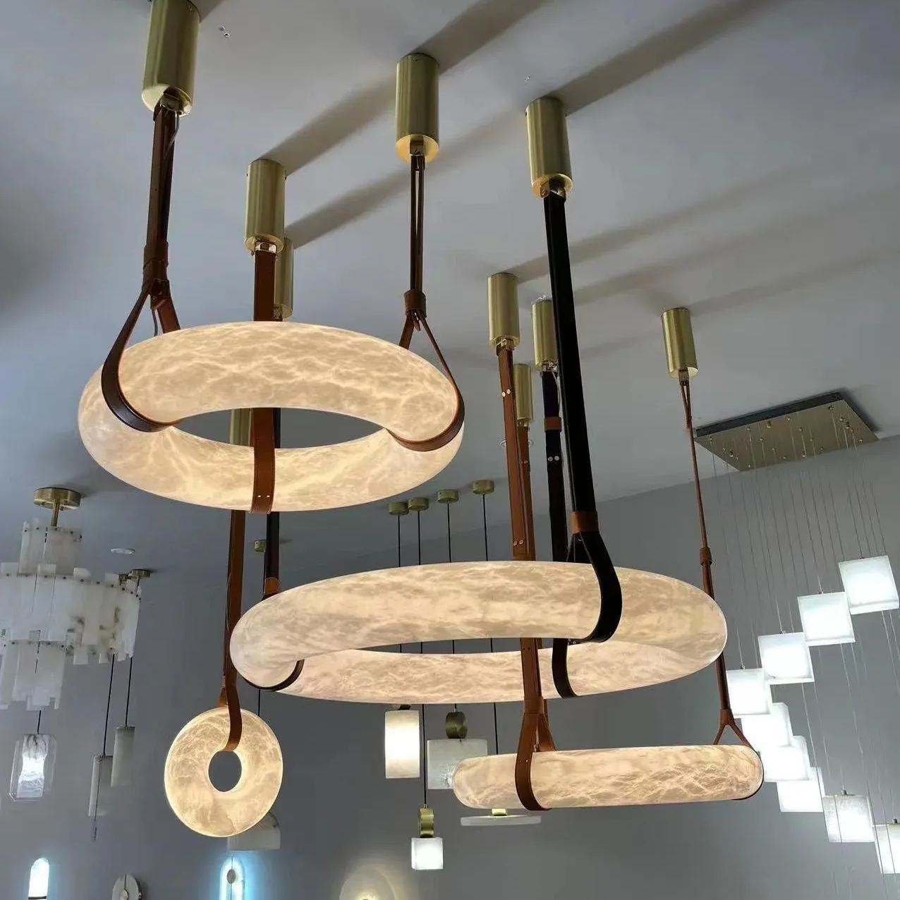 Jade Lámpara Colgante de Alabastro y Cuero Vintaje y Atípica para Salón y Comedor