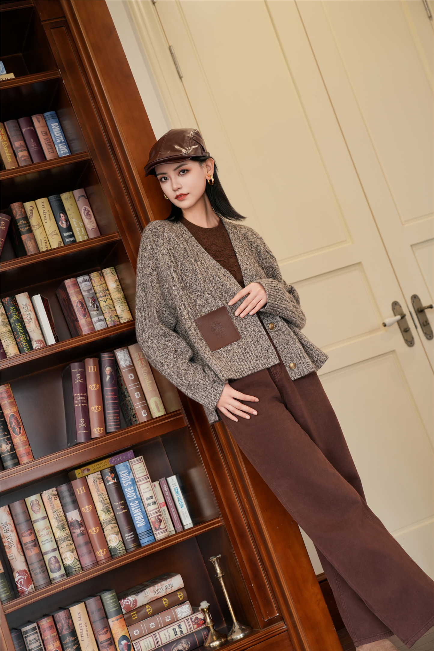 BESIONIA Fashionable Skinny Straight-Leg Pants