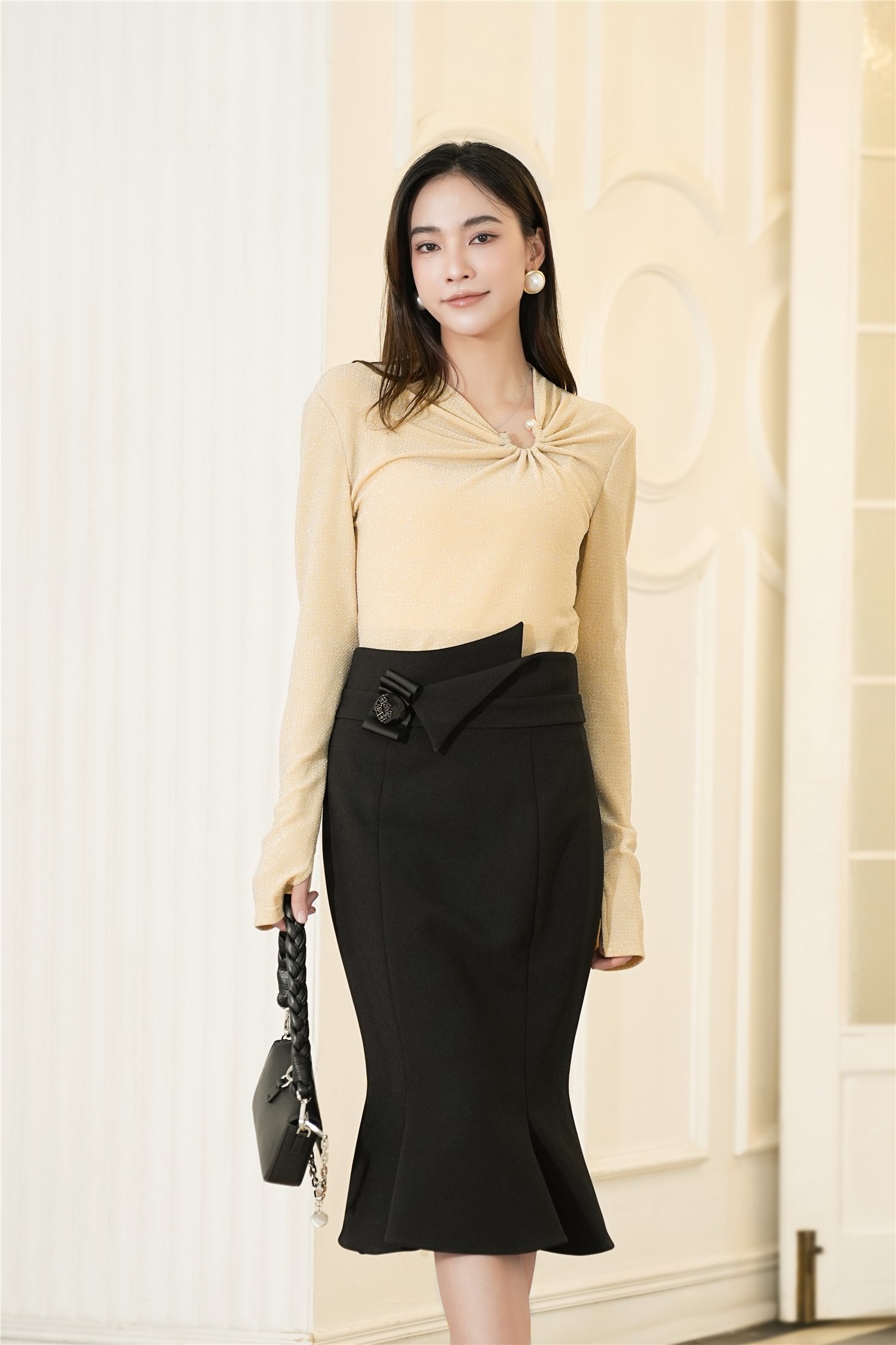 BESIONIA Pleated Long Sleeve Blouse