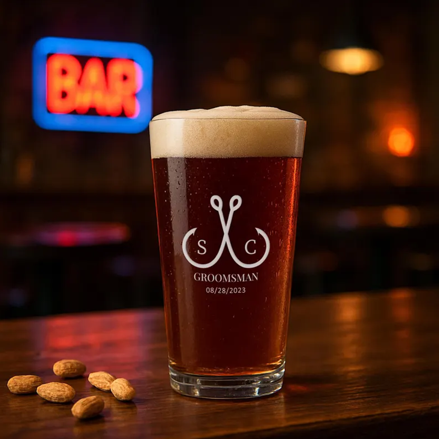 Personalized Groomsman Beer Pint Glass with Custom Logo Engraved Best Man Glass Wedding Party Gift for Groomsmen
