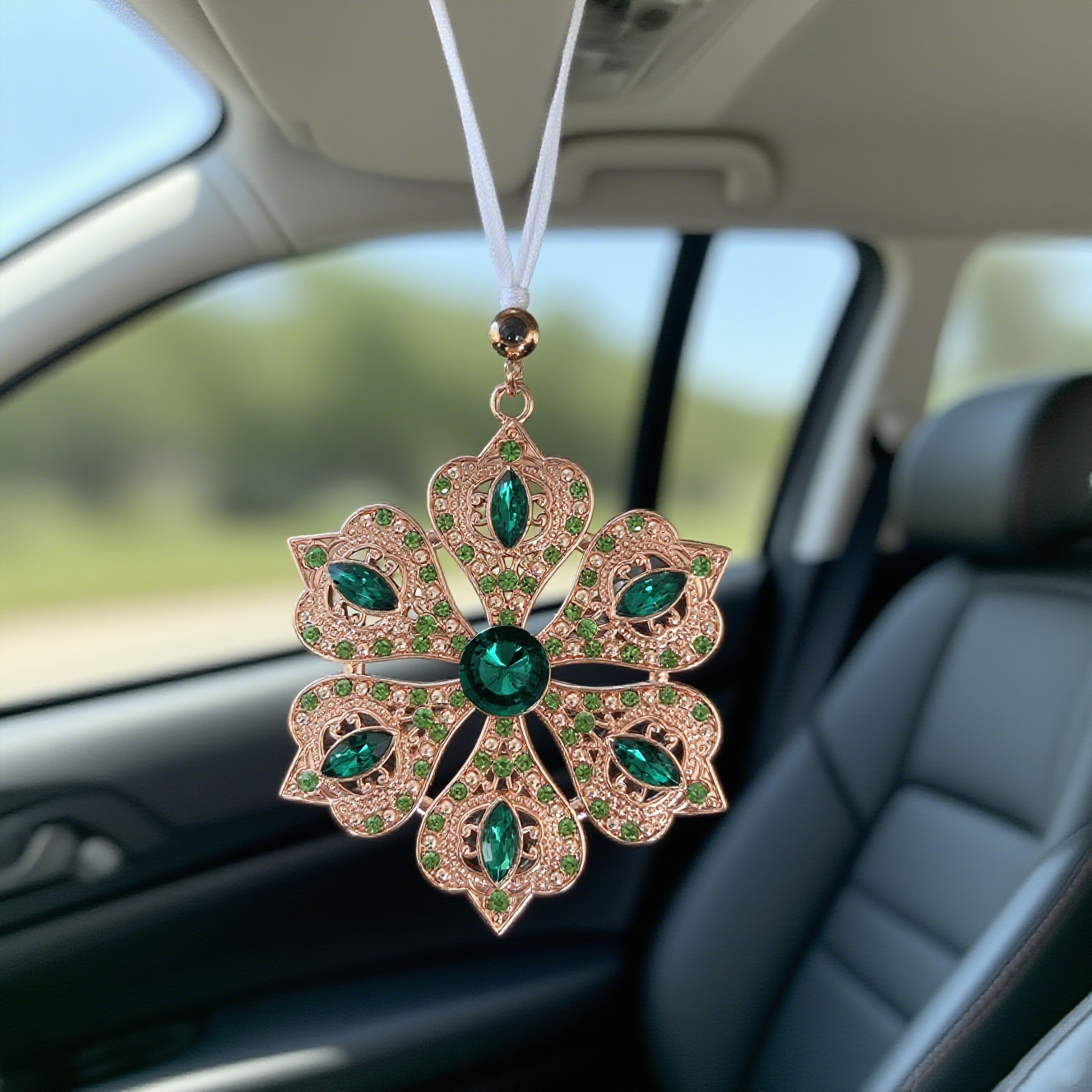 Custom Photo Rhinestone Ring Projection Pendant Car Decoration Christmas Tree Decoration for Christmas Gift