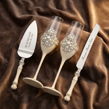 Personalized Wedding Champagne Flutes Custom Champagne Flutes for Wedding Party Wedding Gift for Couple