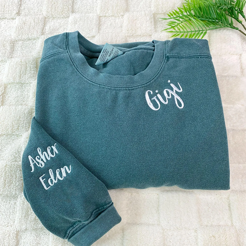 Custom Mama Embroidered Sweatshirt with Kids Names on Sleeve Personalized Mom Embroidery Hoodie