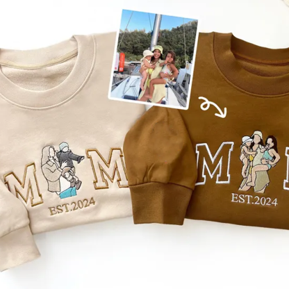 Personalized Embroidered Mama Portrait Sweatshirt Custom Embroidered Hoodie with Family Photo Mother's Day Gifts