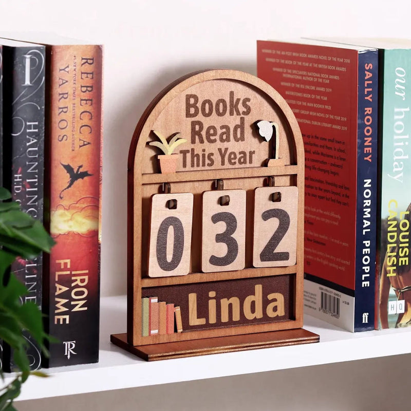 Personalized Books Read This Year Counter Mini Plaque with Flat Base Book Lovers Gift Bookshelf Decor Gift for Readers