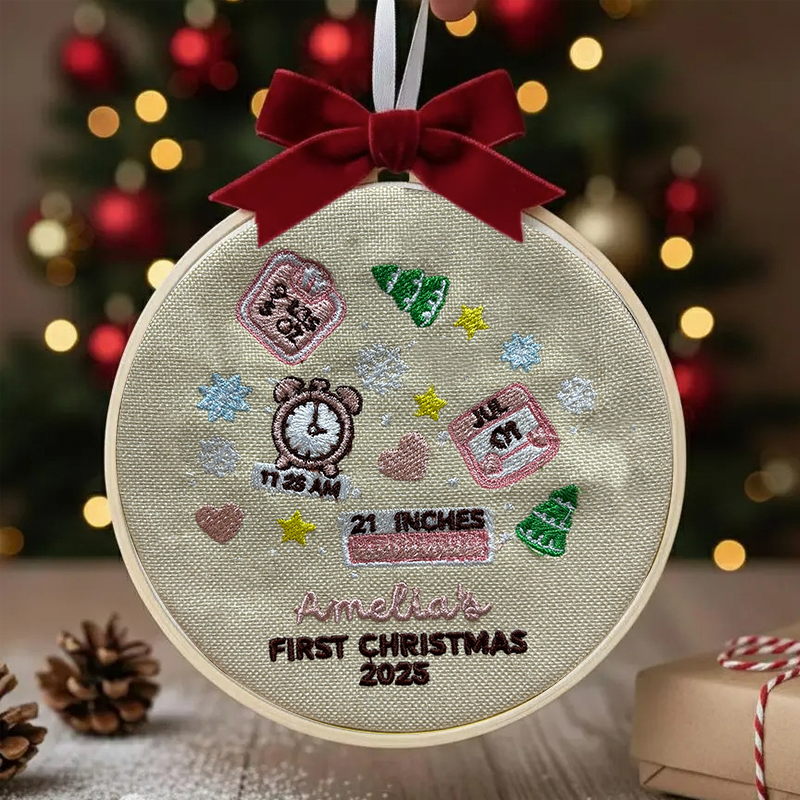 Custom Embroidered Name Baby's First Christmas Ornament Personalized Embroidery Hoop Baby First Christmas Baubles Keepsake New Baby Ornament