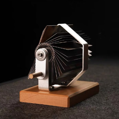 Custom Mechanical Hand-Crank Photo Frame Personalized 32 Photo Box DIY Album DIY Gift for Couple