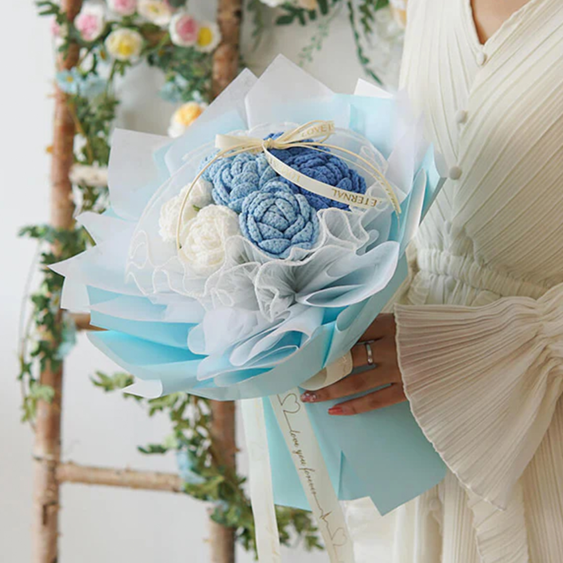 Hademade Weave Flowers Bouquet Rose 7 Flowers Set Anniversary Gift for Her