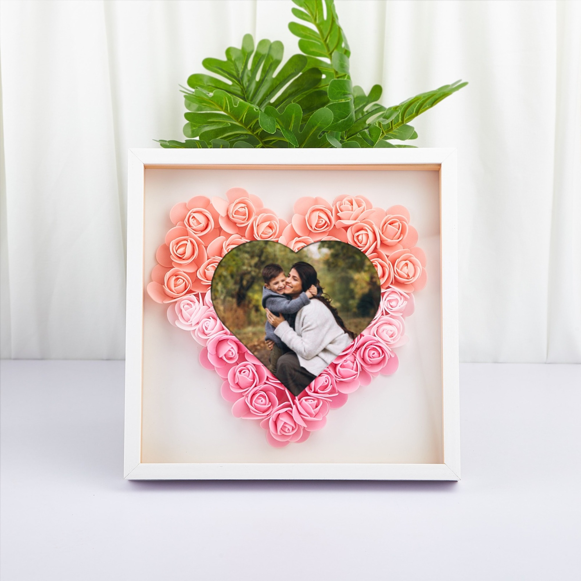 Personalized Heart Photo Flower Shadow Box Rose Frame Mother’s Day Gift for Mom, Grandma, Nana