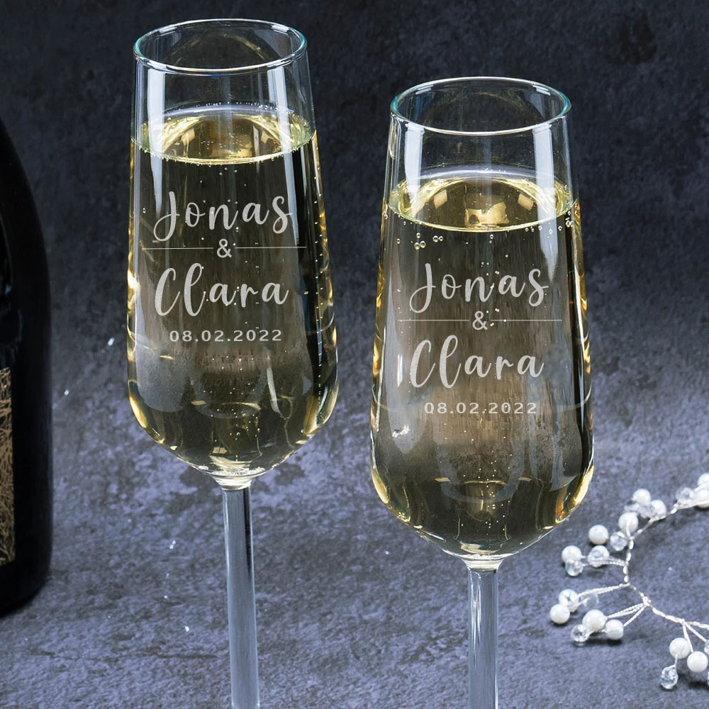 Personalized Wedding Champagne Flutes Set of 2 Custom Name and Date Engraved Wedding Toasting Glasses for Bride and Groom Wedding Gifts