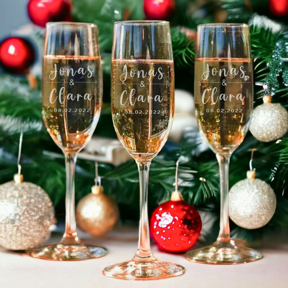 Personalized Wedding Champagne Flutes Set of 2 Custom Name and Date Engraved Wedding Toasting Glasses for Bride and Groom Wedding Gifts