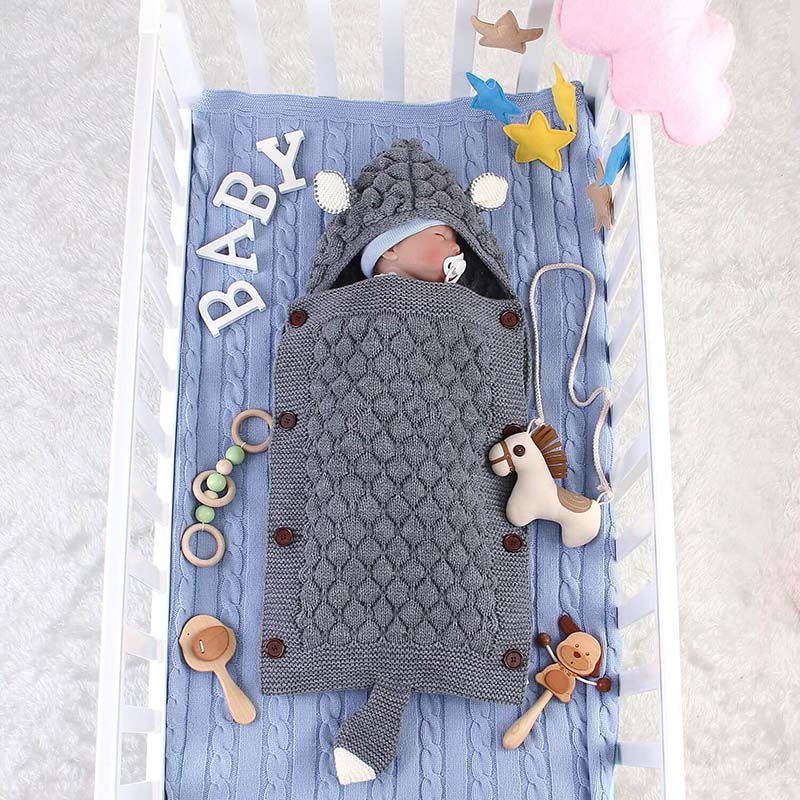 Newborn Anti-Kick Hooded Knitted Blanket