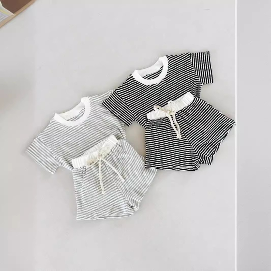 2-Piece Baby Striped Outfit Set