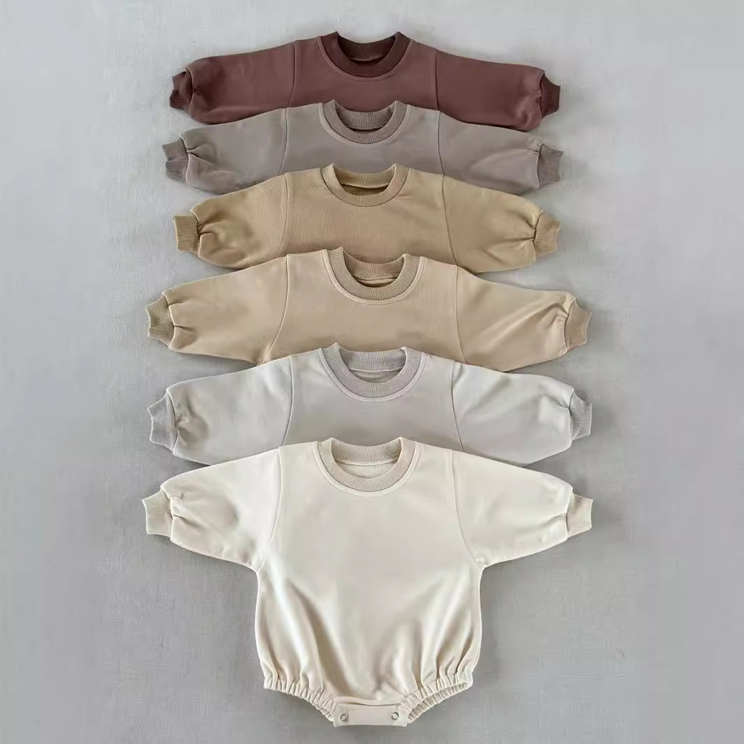 Loose Solid-Color Baby Romper for Spring and Autumn