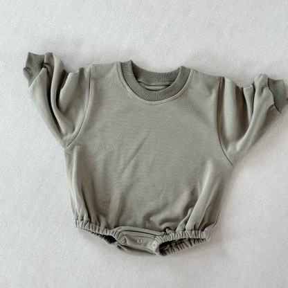 Loose Solid-Color Baby Romper for Spring and Autumn