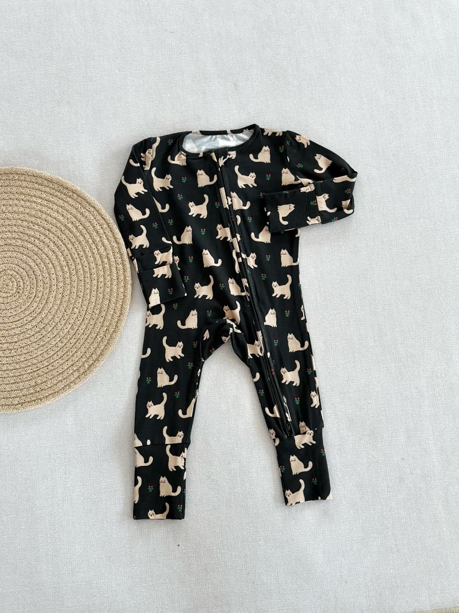 Infant Printed Bamboo Fiber Long-Sleeve Romper