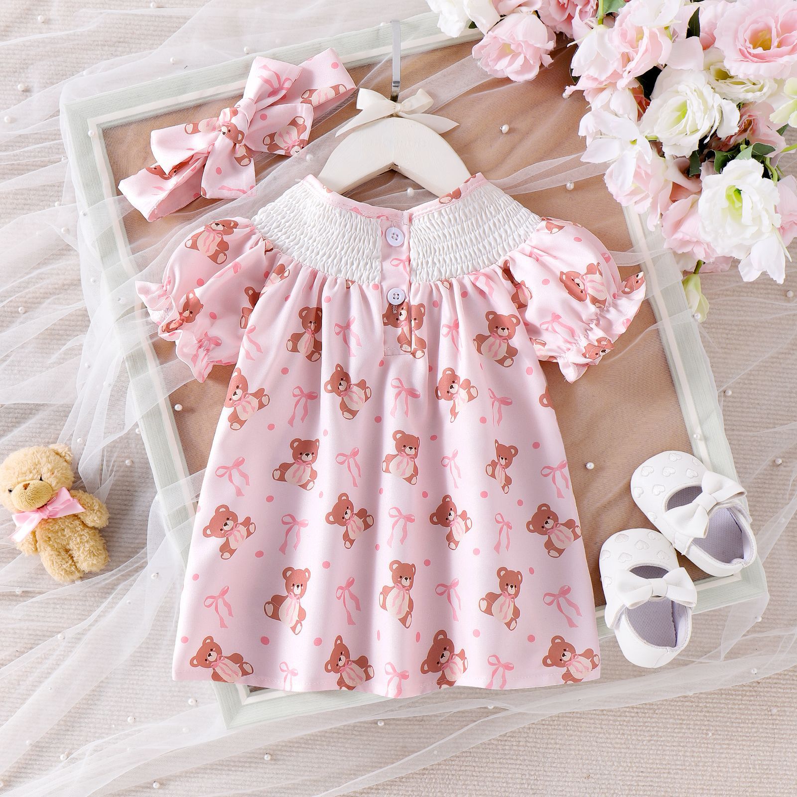 Girls' Cute  embroidered dress