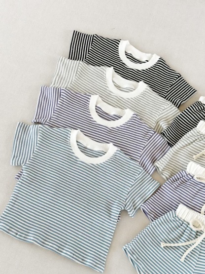 2-Piece Baby Striped Outfit Set