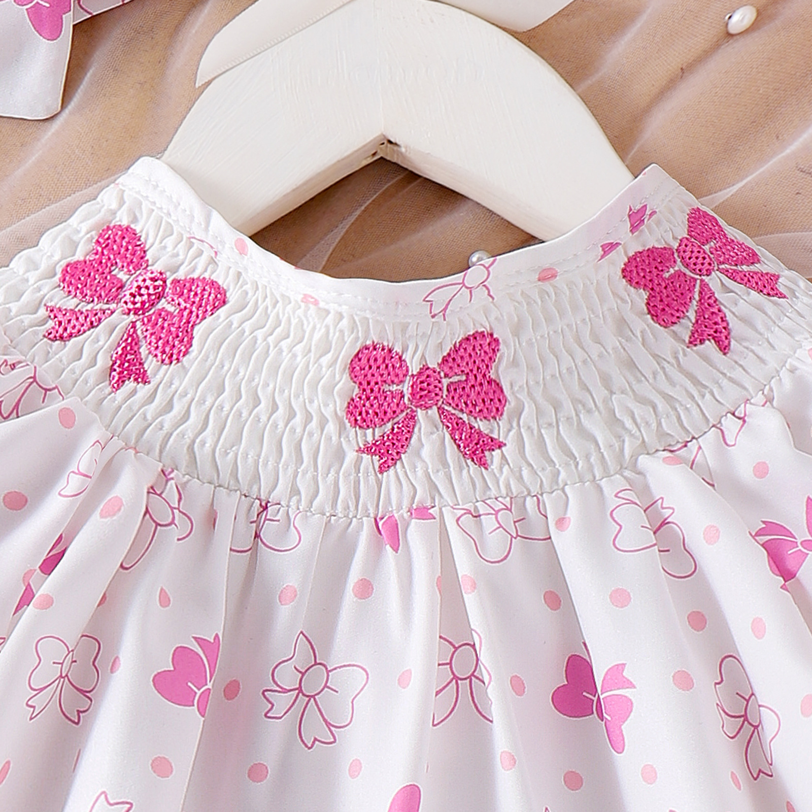 Girls' Cute  embroidered dress