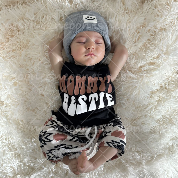 2-Piece Baby Boy Sleeveless Suit