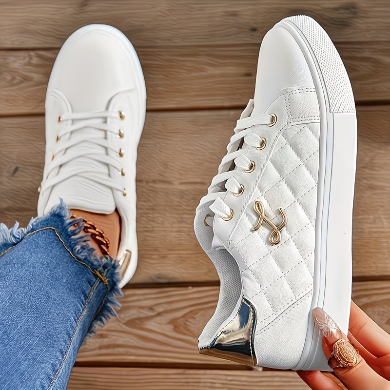 Women's Low-Top Casual Attire Sneakers