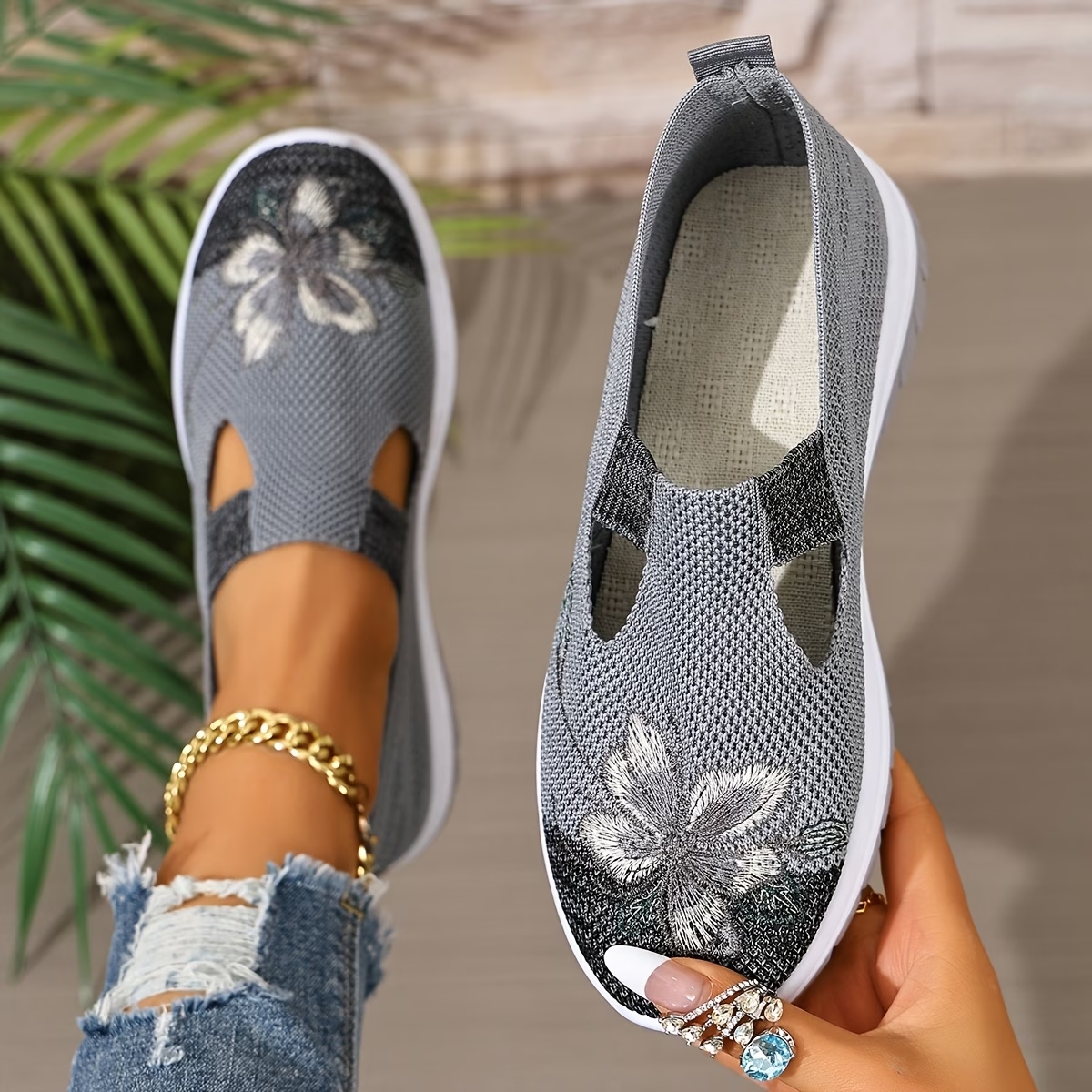 Women's Sporty Slip-on Knit Shoes