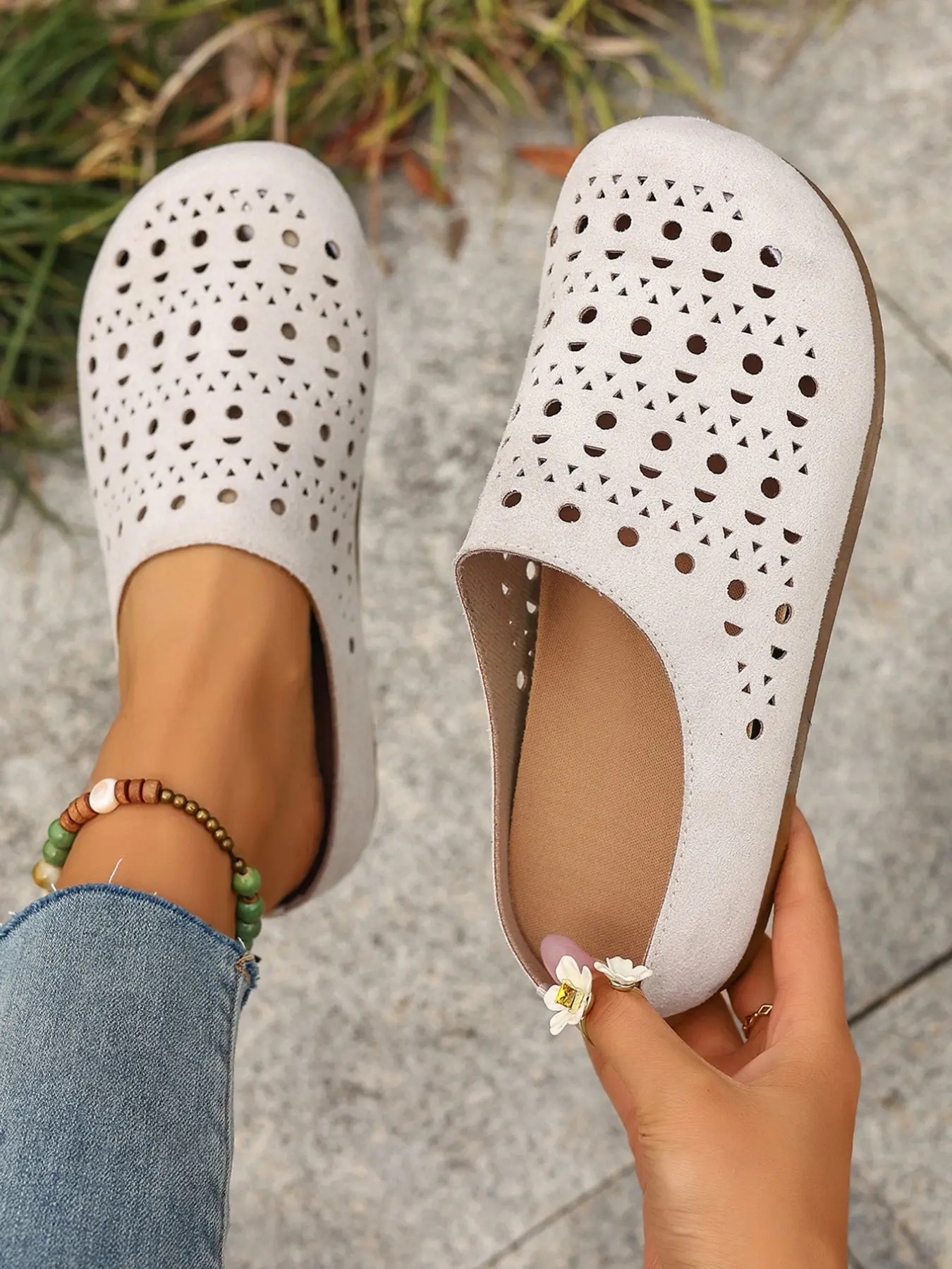 Women's Faux Fur Holes Sandals