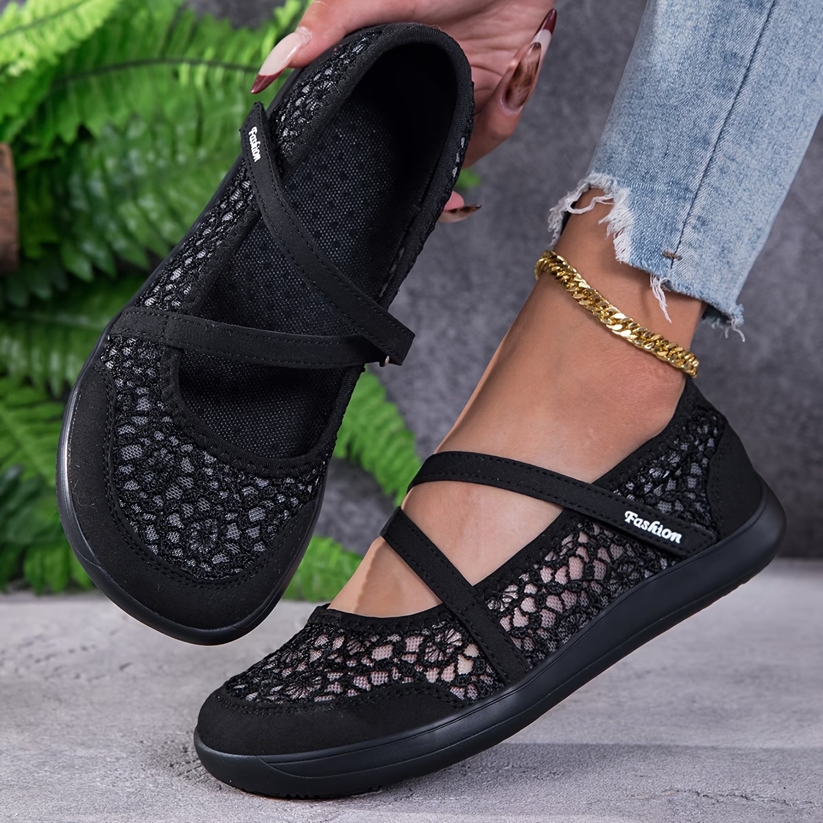 Women's Hollow Lace Floral Sandals
