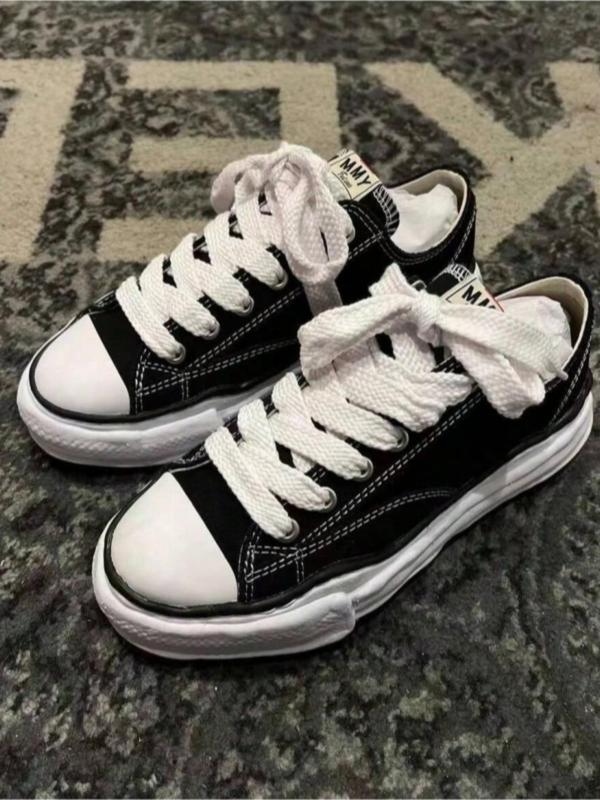 Unisex Low-Top Canvas Shoes