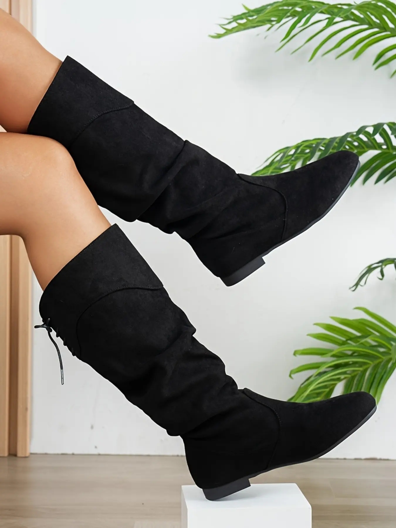 Women's Knee-High Low Heel Fashion Boots
