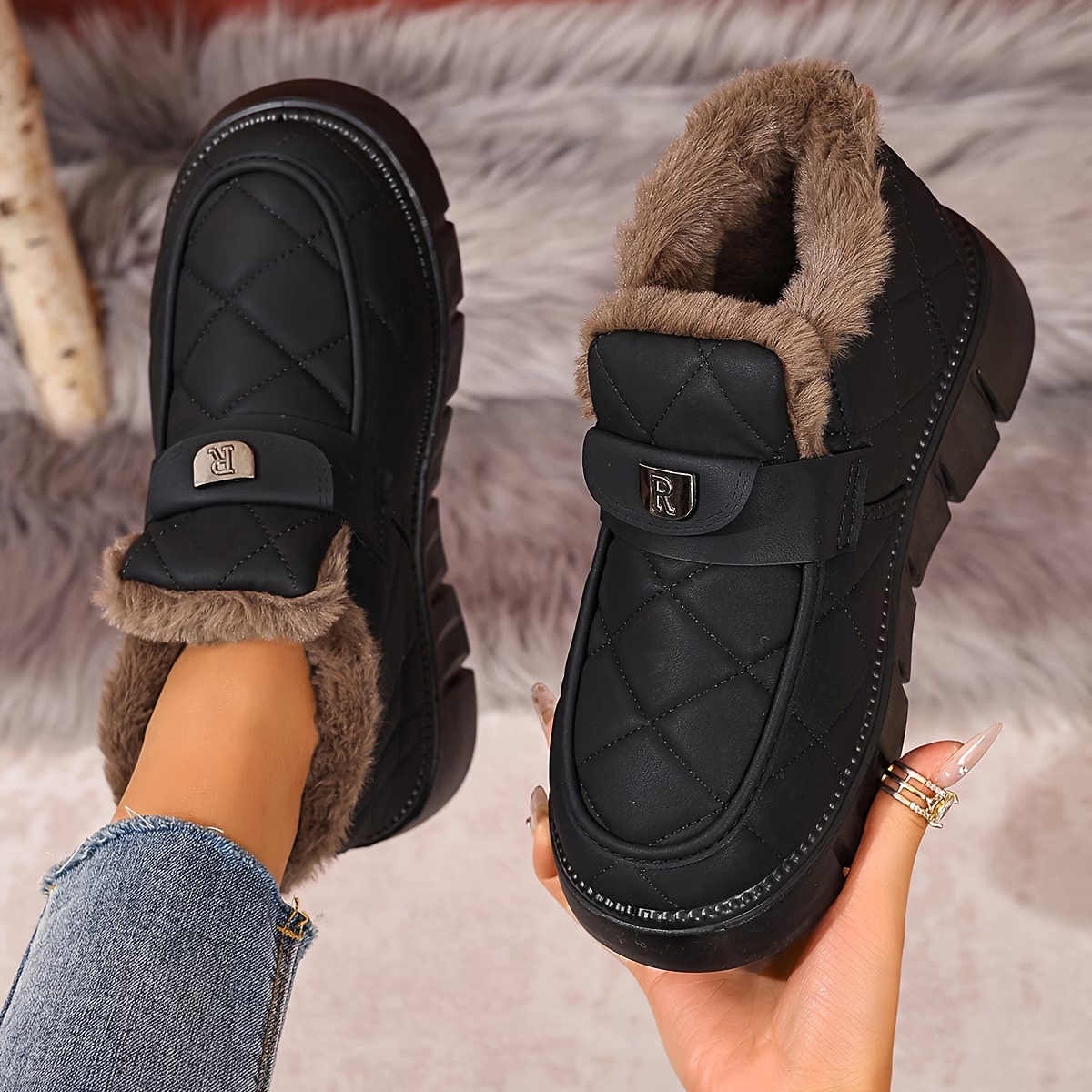Women's Cozy Comfy Random Snow Boot