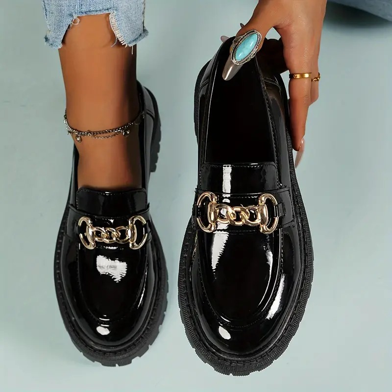 Stylish Buckle Accent Round Toe Loafers