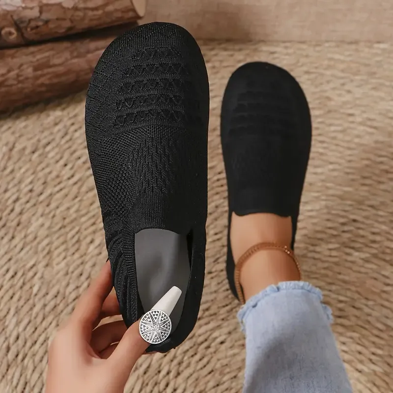 Women's Big Head Knitted Wide Foot Shoes