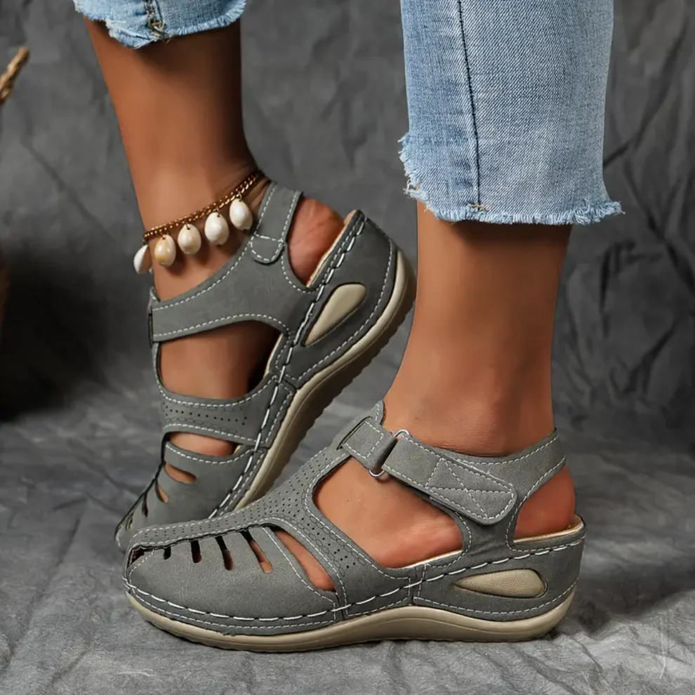 Arch Support Wide Toe Box Closed Toe Sandals