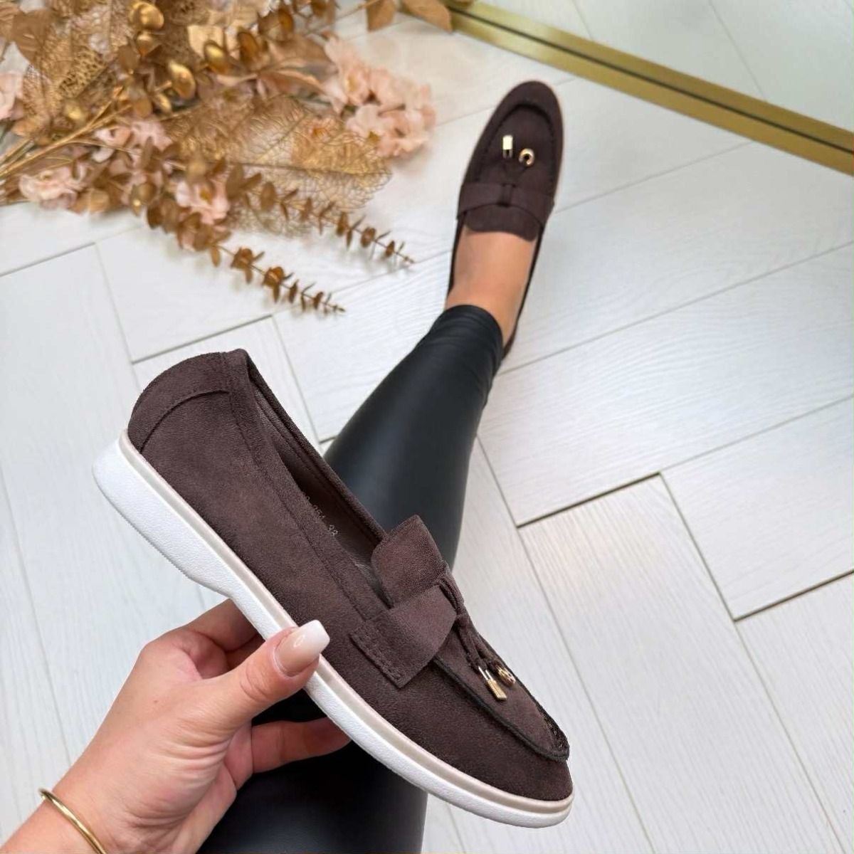 Women's Soft Retro Slip-On Loafers