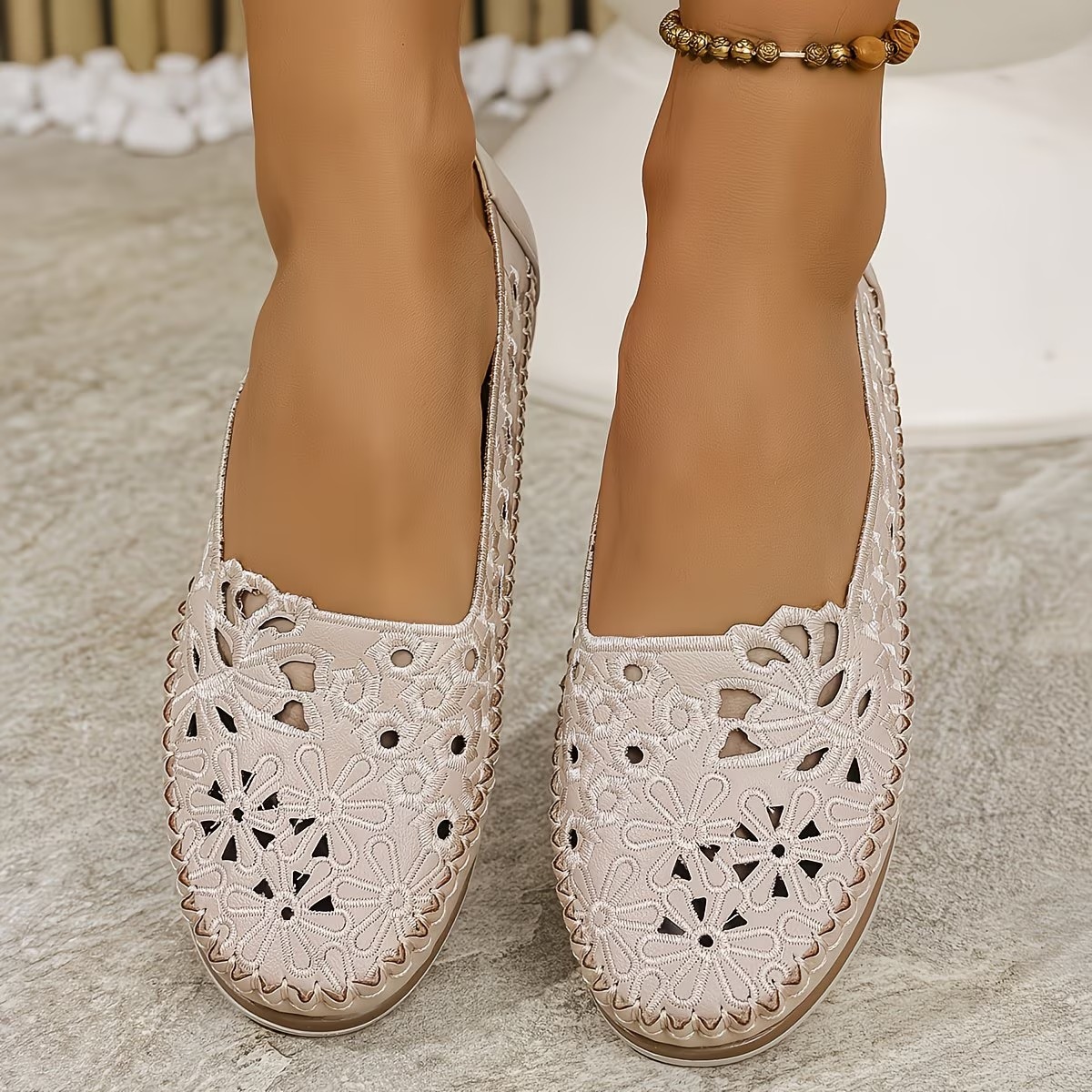 Women's Hollow Embroidery Loafers