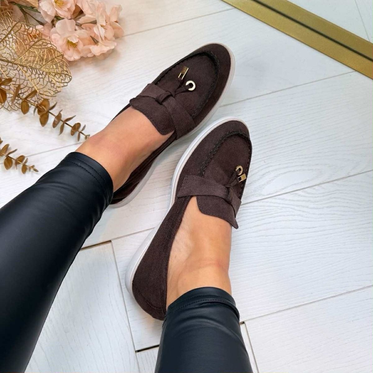 Women's Soft Retro Slip-On Loafers