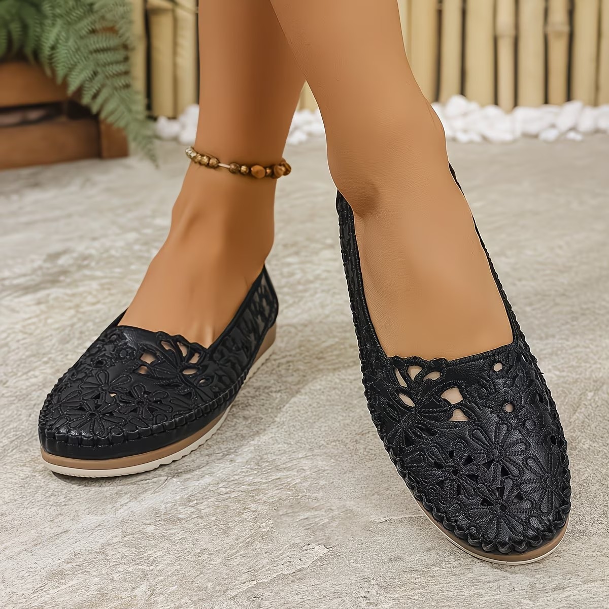Women's Hollow Embroidery Loafers