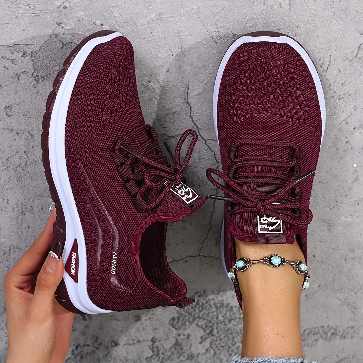 Women's Casual Lace-Up Sneakers