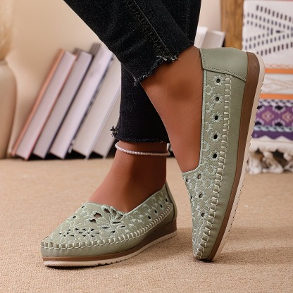 Women's Hollow Embroidery Loafers