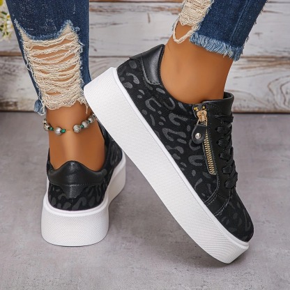 Stylish Leopard Print Lace-Up Sneakers