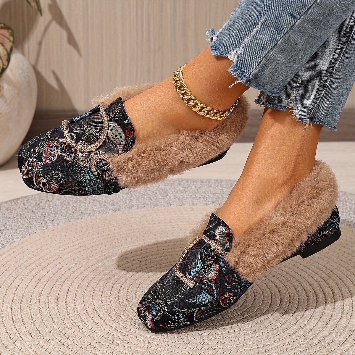 Women's Elegant Moccasin Plush Slippers
