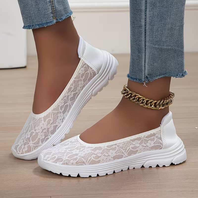 Women's Thin Lace Mom Shoes