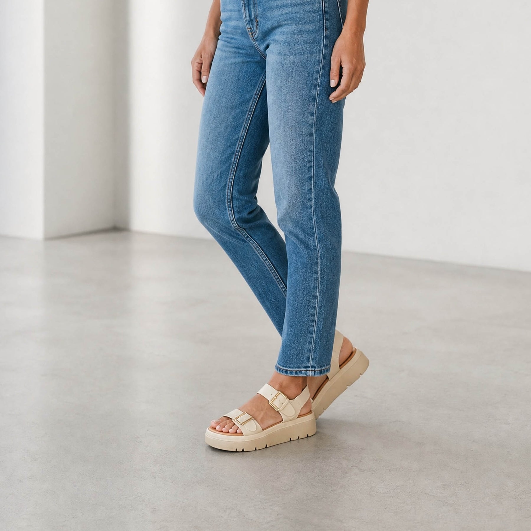 Women's Memory Foam Strap Flatform Sandals