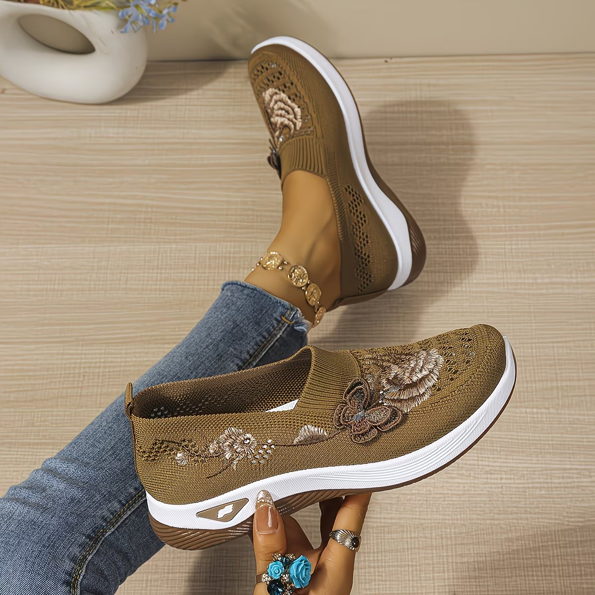 Women's Ethnic Mesh Loafers