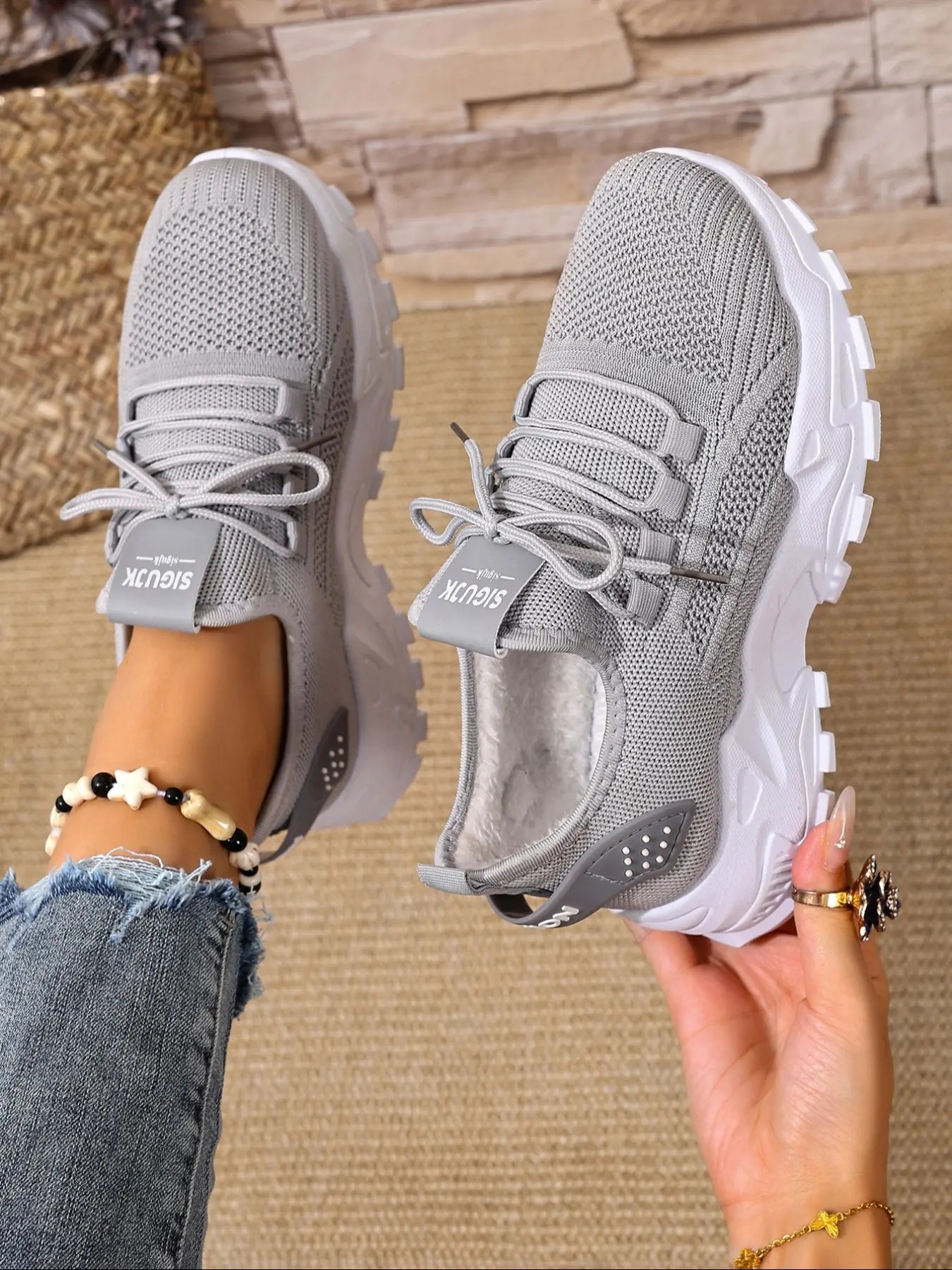 Women's Knit Fleece Lined Sneaker