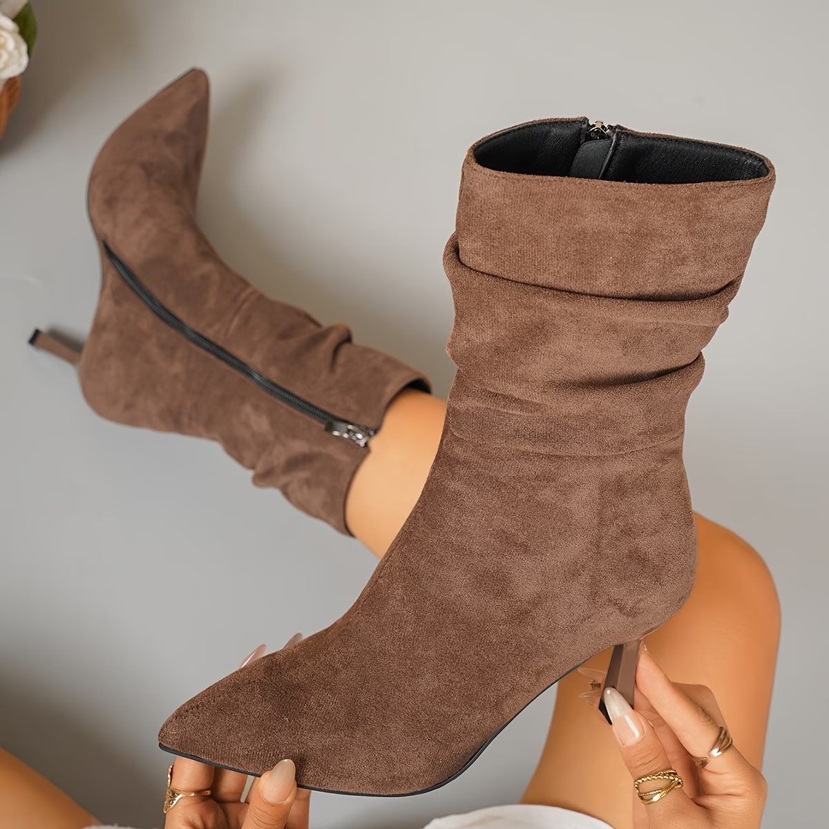 Women's Pointed Edges Mid Heeled Boots