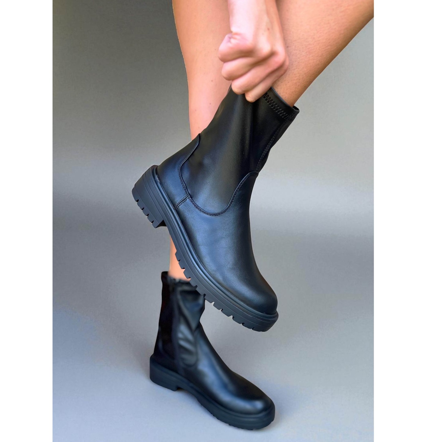 Women's Chunky Pull On Biker Boot