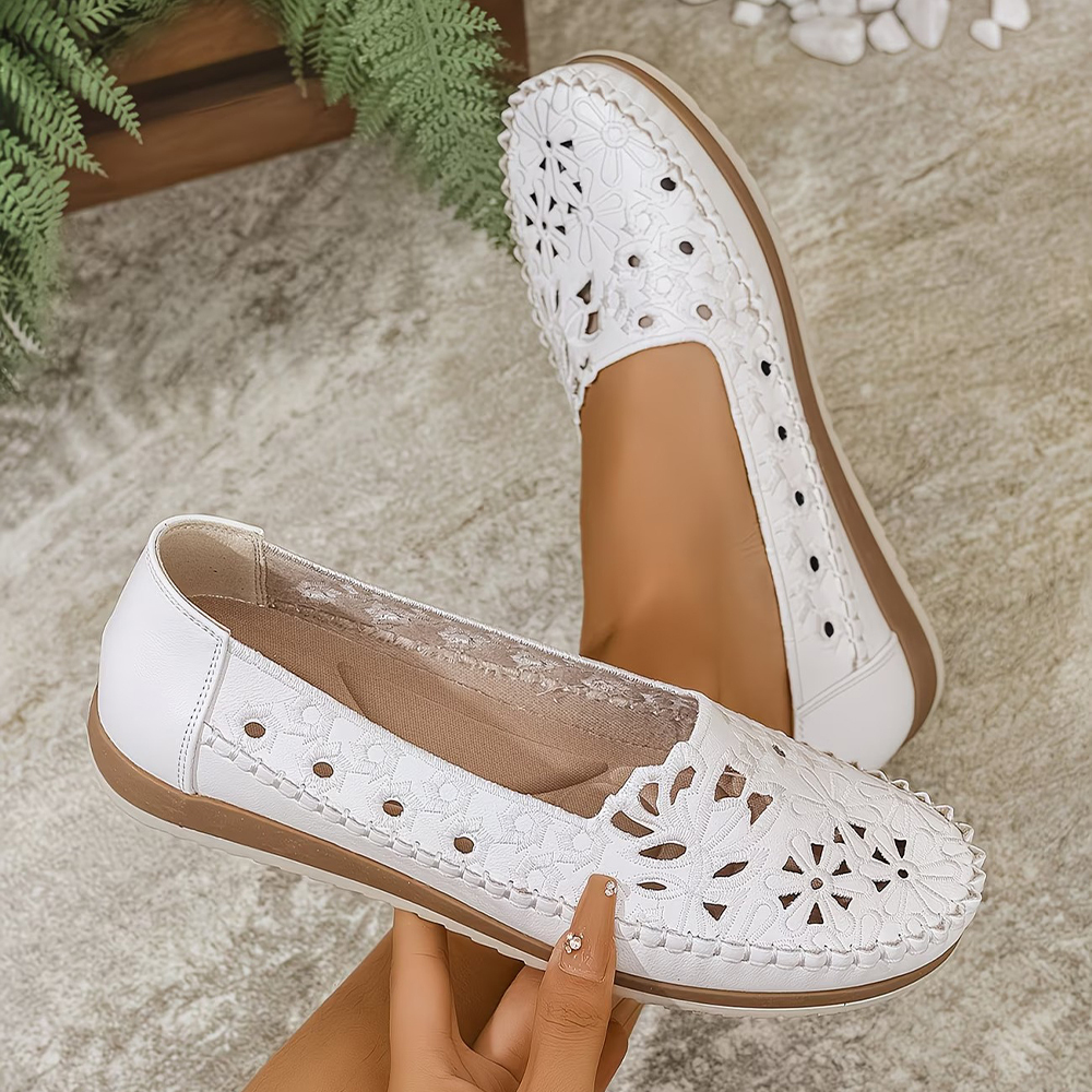 Women's Hollow Embroidery Loafers