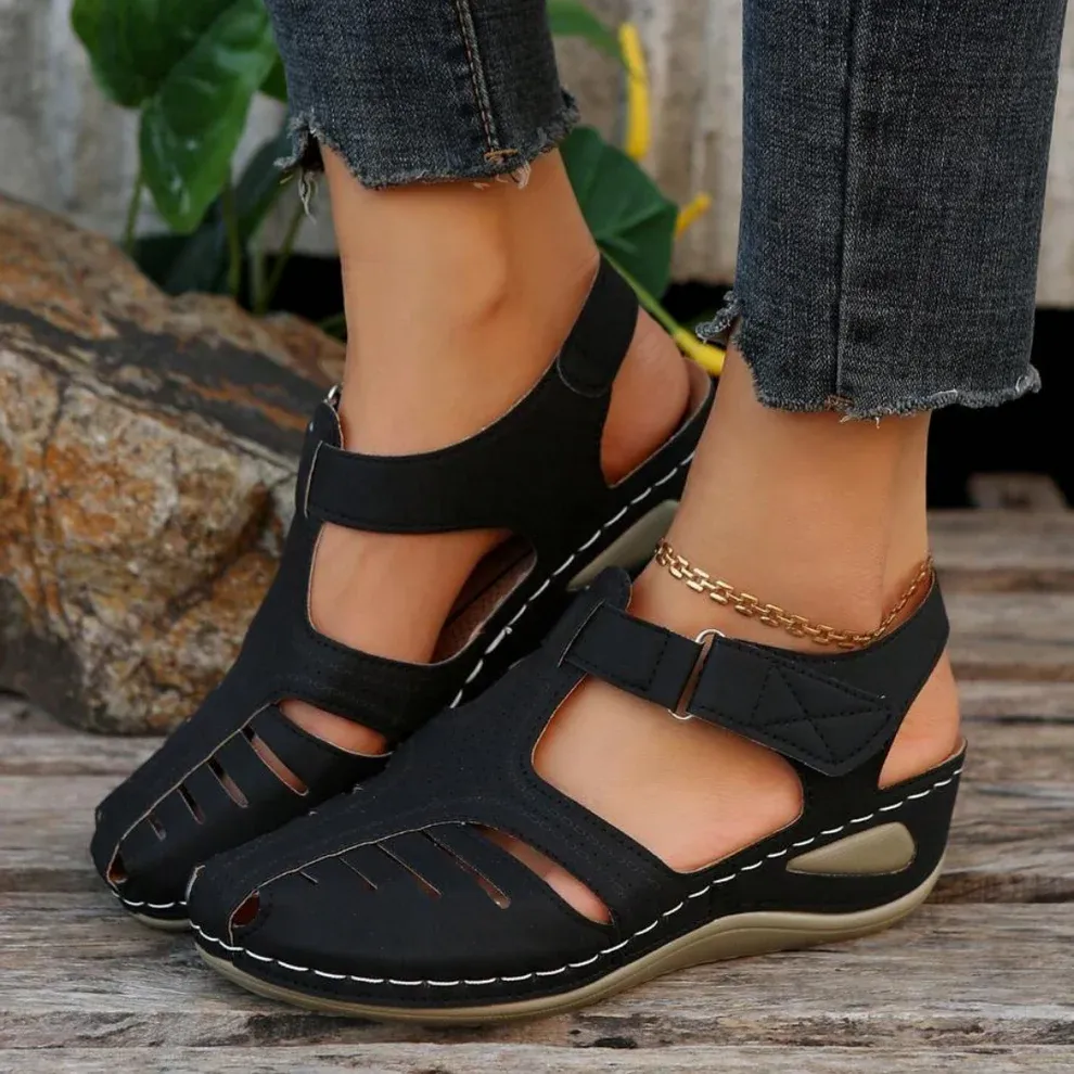 Arch Support Wide Toe Box Closed Toe Sandals